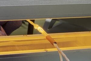 線型聚焦紅外加熱器：熱縮錫環加熱的高效節能解決方案！